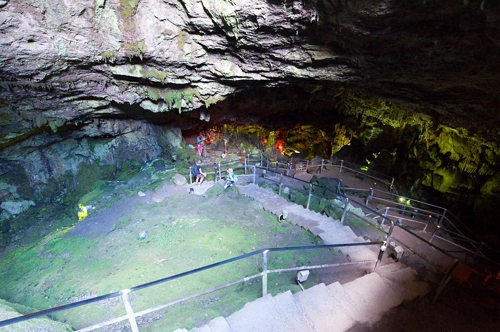 Die Höhle des Zeus